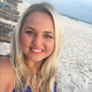 Meet your Posher, Meredith